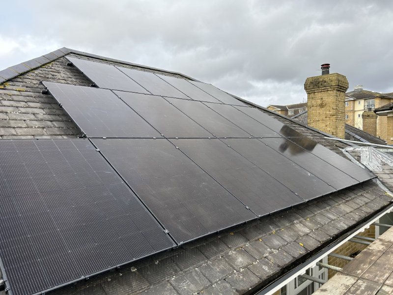 West London Solar PV, battery system and hot water solar diverter
